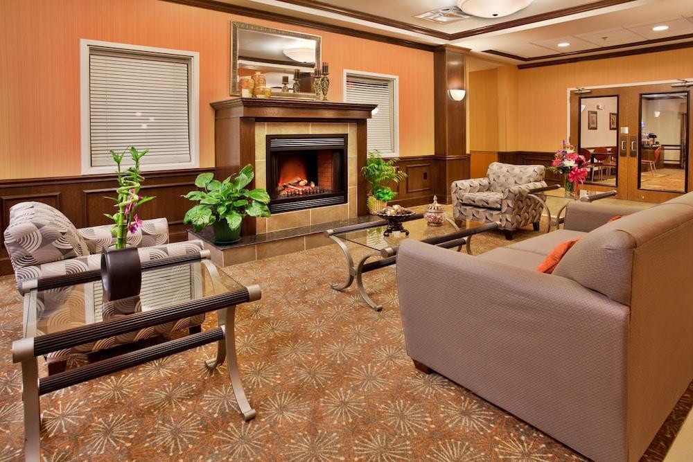 Holiday Inn Express Hotel & Suites Kansas City - Grandview By Ihg Eksteriør billede