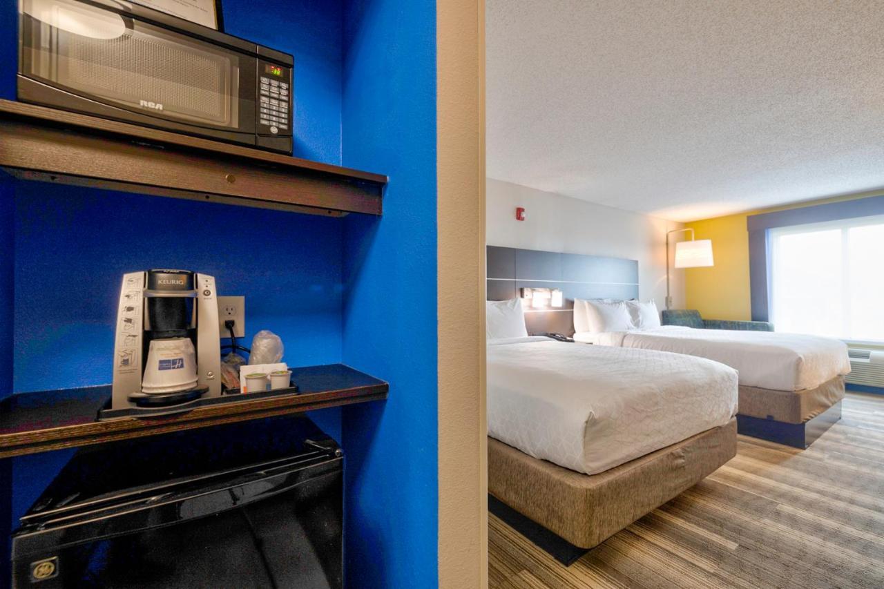 Holiday Inn Express Hotel & Suites Kansas City - Grandview By Ihg Eksteriør billede