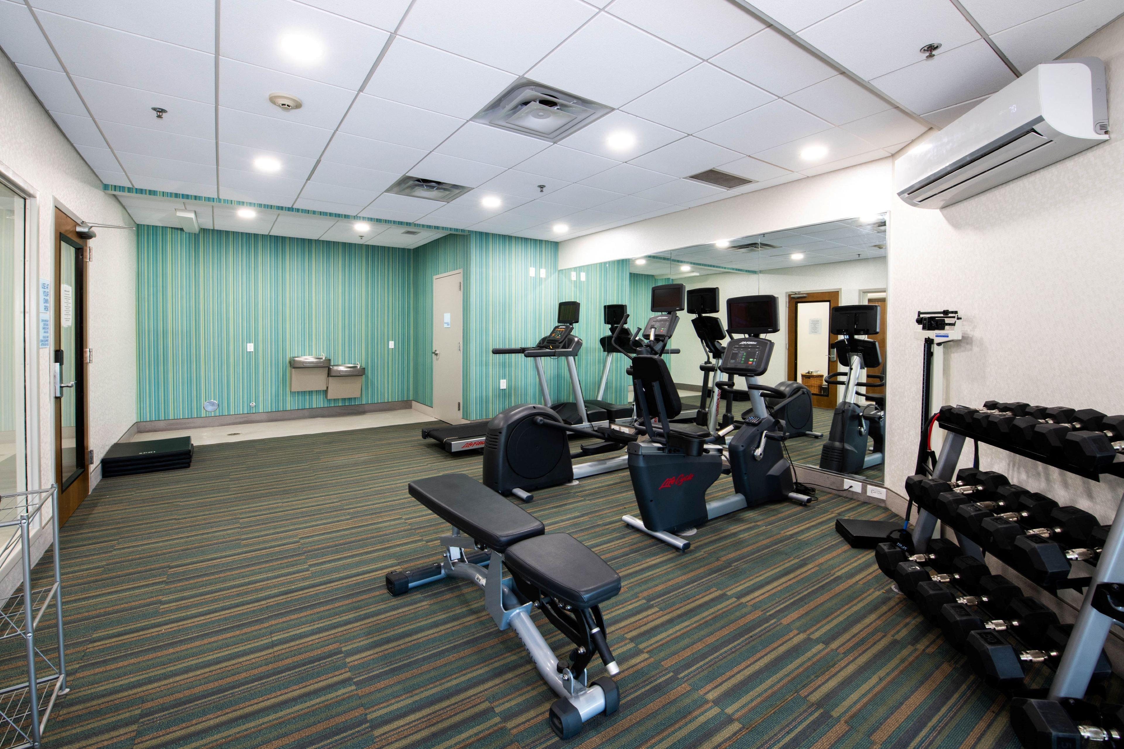 Holiday Inn Express Hotel & Suites Kansas City - Grandview By Ihg Eksteriør billede