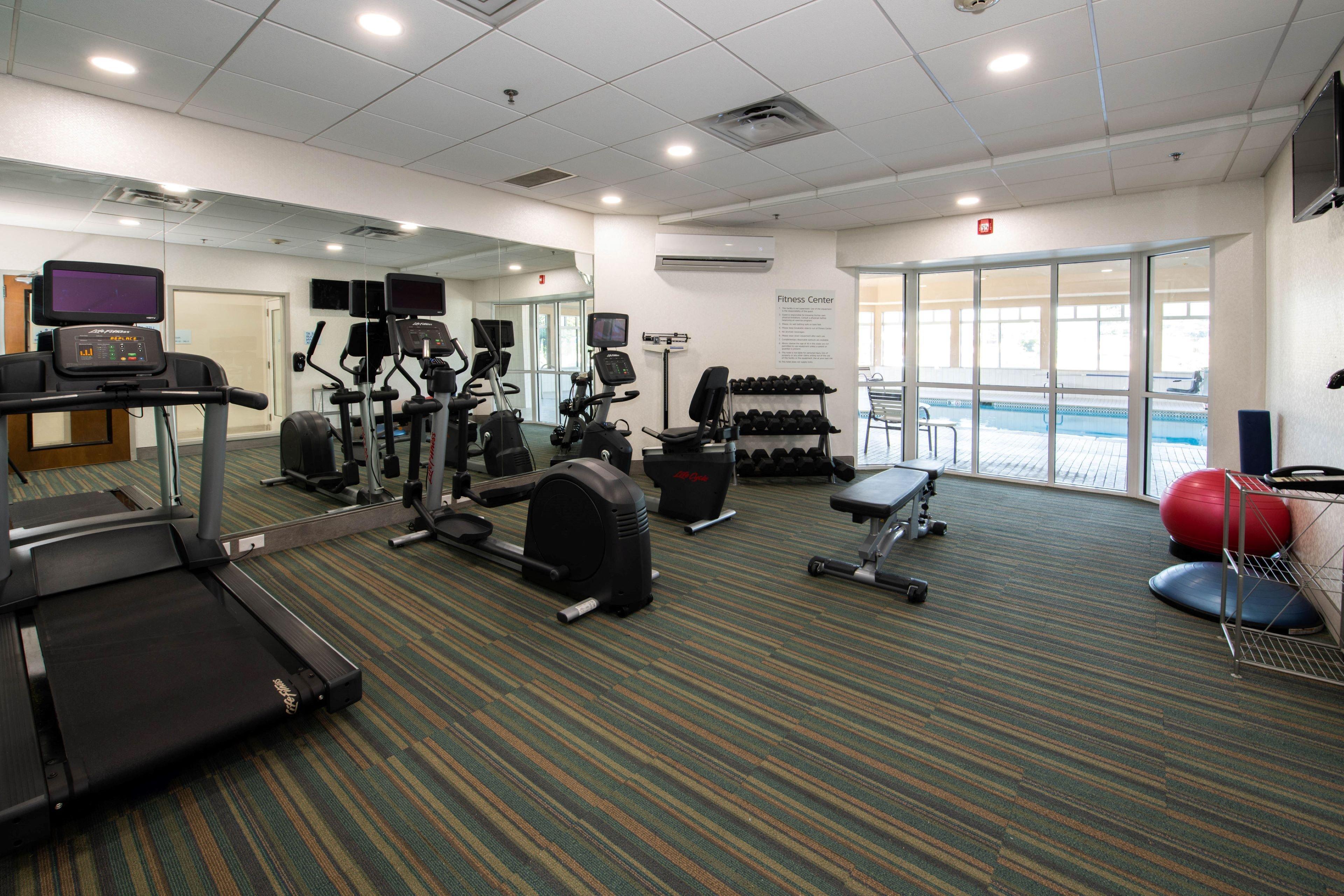 Holiday Inn Express Hotel & Suites Kansas City - Grandview By Ihg Eksteriør billede